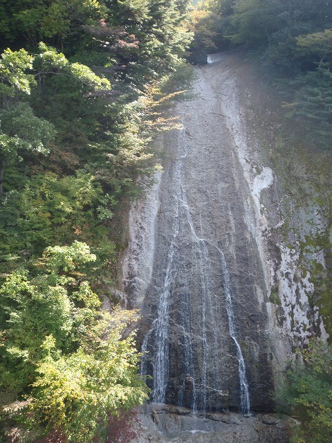 白水滝　への　絶景ハンティング。濡れないキャニオニング_f0230770_2337669.jpg