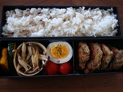 お弁当６品_c0226016_11332795.jpg