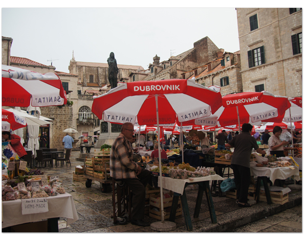 エーゲ海・アドリア海クルーズ(23)　雨のドゥブロヴニク_d0210324_415364.jpg