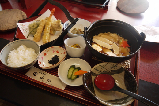 28年ぶりの友人との楽しい2日間・・・・長栄館のお料理最高です_a0123133_113134.jpg