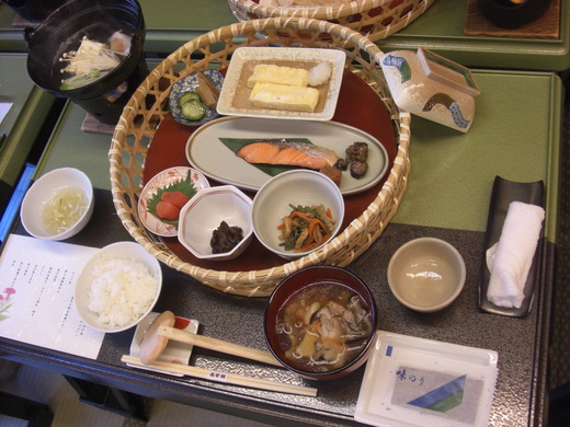 28年ぶりの友人との楽しい2日間・・・・長栄館のお料理最高です_a0123133_1442050.jpg