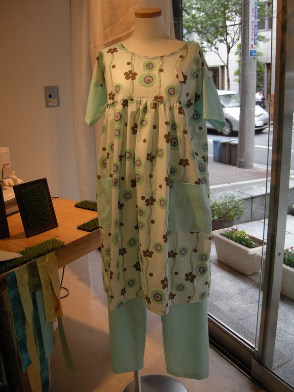 展示会の服たち_f0203844_0274163.jpg