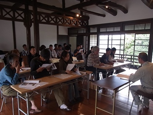 別府石の石積みワークショップ 1日目_e0251278_17563360.jpg