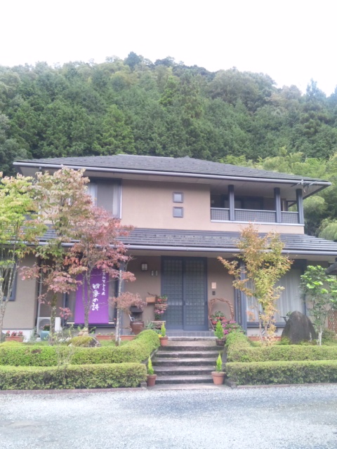 e0252905_1539149.jpg