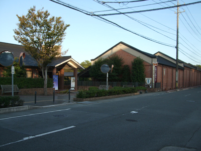松阪市美術展覧会に利用者さんの作品が入選!_a0154110_8272436.jpg