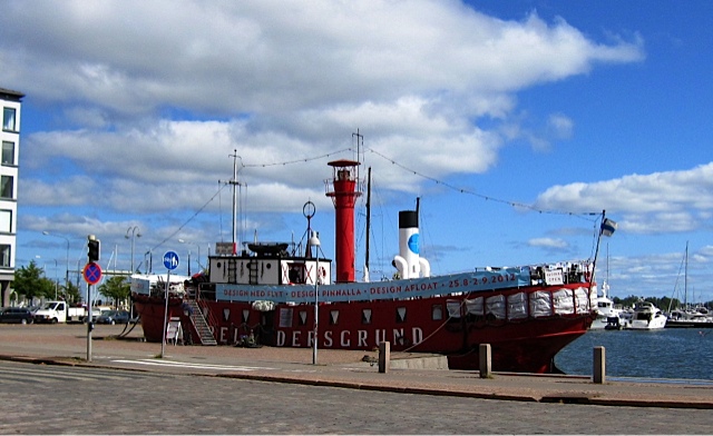Light Ship_f0197215_15304258.jpg