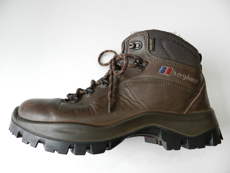 Berghaus gore-tex boots 2012 oct_f0226051_13435392.jpg