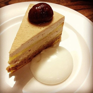 金曜日のケーキ。_e0060555_16464385.jpg