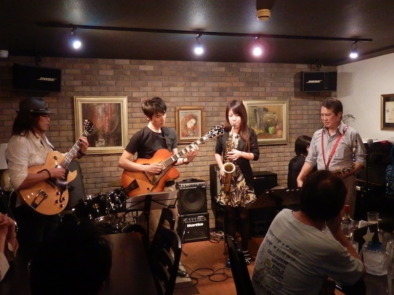 10/7 横濱 JAZZ PROMENADE 2012 @ 白楽BLUES ETTE_d0000533_21572040.jpg