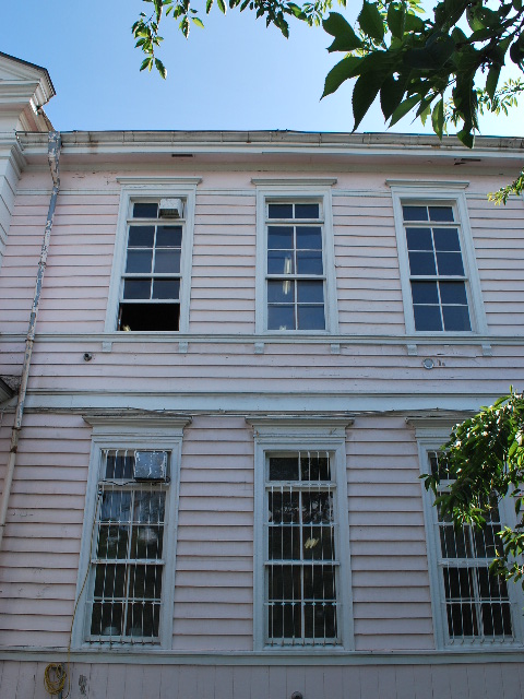 函館遺愛女子中学・高校学校本館・宣教師館(函館の建築再見)_f0142606_17123138.jpg