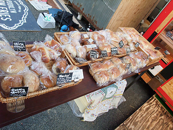 e0230011_2010553.jpg