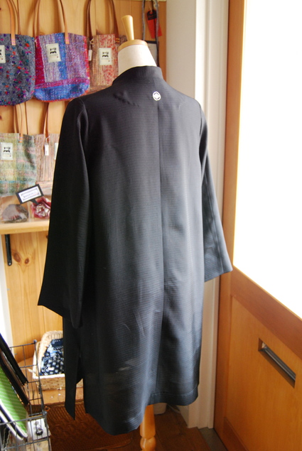着物リメイク・絽で作ったコートとブラウス_d0127925_234463.jpg
