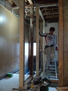 電気設備と大工工事_f0115152_102454.jpg