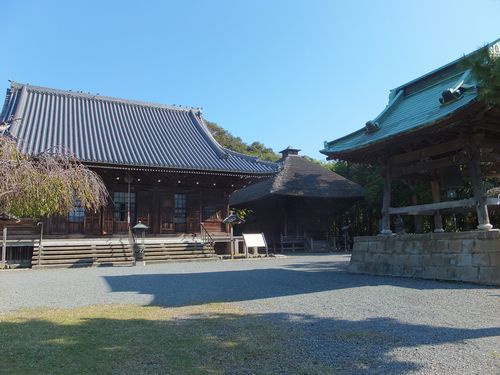 f0120102_2235655.jpg