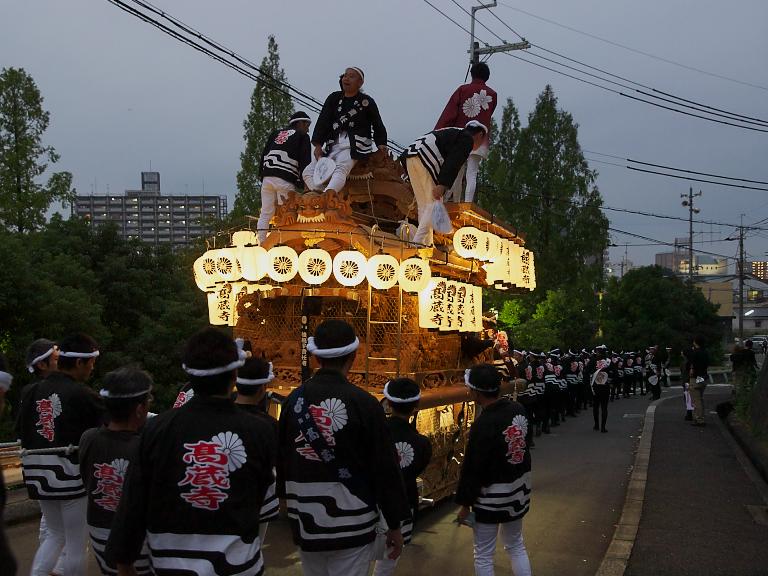 陶器大宮御祭禮（だんじり祭） 2012 その2：少しずつ見ていってます_d0087407_23222316.jpg