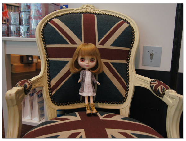 エーゲ海・アドリア海クルーズ(3) Hoppaバスでヒルトンホテルへ_d0210324_22271595.jpg