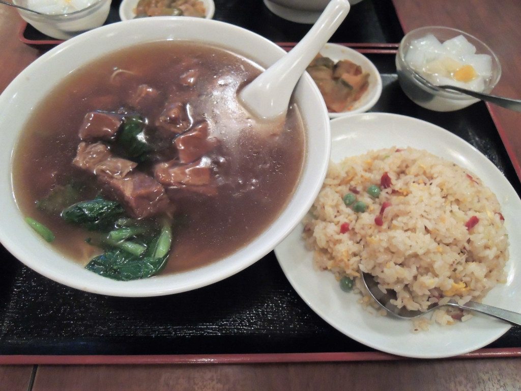 龍城飯店@中華街_c0146875_23174420.jpg