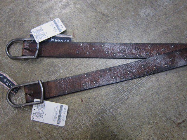 ANGLO 、 NUDIE JEANS 、BELT です。。。売れてます♪♪_d0152280_2318582.jpg