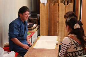 江戸小紋 唐草に蝶 小林義一さん