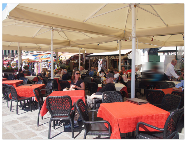 エーゲ海・アドリア海クルーズ(28)  激うまティラミス_d0210324_6542082.jpg