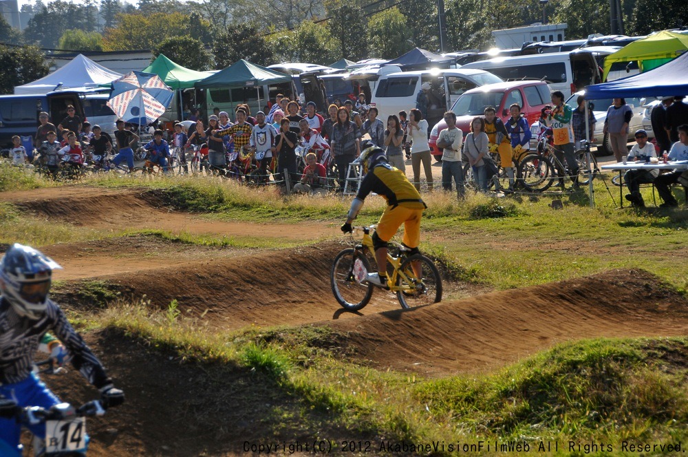 2012JOSF緑山10月定期戦VOL5：MTBエキスパート決勝　　動画あり_b0065730_8354770.jpg