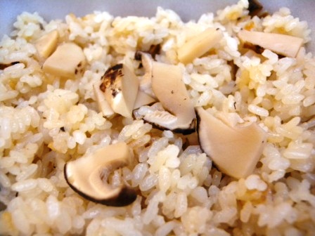 「龍泉洞秋まつり」で秋の味覚に舌鼓_b0206037_1371898.jpg