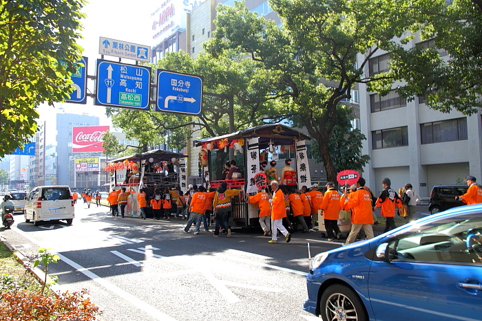 石清尾八幡宮秋季大祭　中篇（商店街お練り編） _e0287174_22565948.jpg