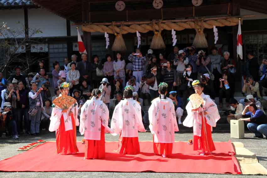 2012川田八幡神社の秋祭り-02♪_d0058941_5241951.jpg