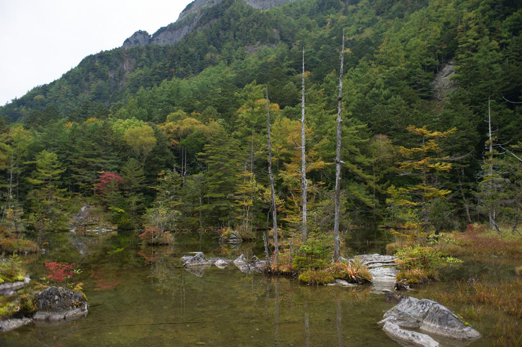 ◆水鏡Ⅲ　穂高神社奥宮明神池　長野県松本市安曇_b0023047_351814.jpg