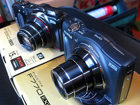 Fuji FinePix F770EXR : 青いそらの下で・・・ Fuji FinePix F770EXR : 青いそらの下で・・・
