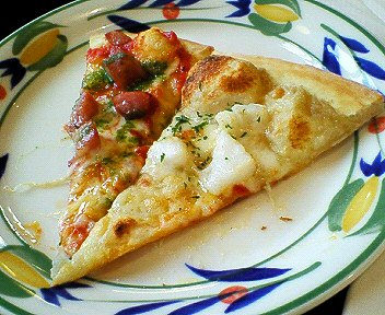 町田多摩境：「グラッチェガーデンズ」のピザ食べ放題がよくなってたV(≧∇≦)V！！_c0014187_22522591.jpg