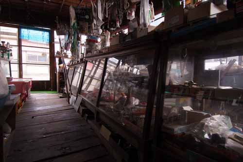 幌内の雑貨店_f0173596_12592716.jpg