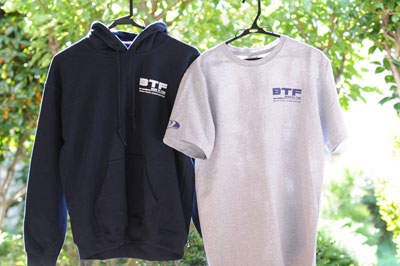 フーディーとTシャツが上がって来ました!_a0183304_13132985.jpg