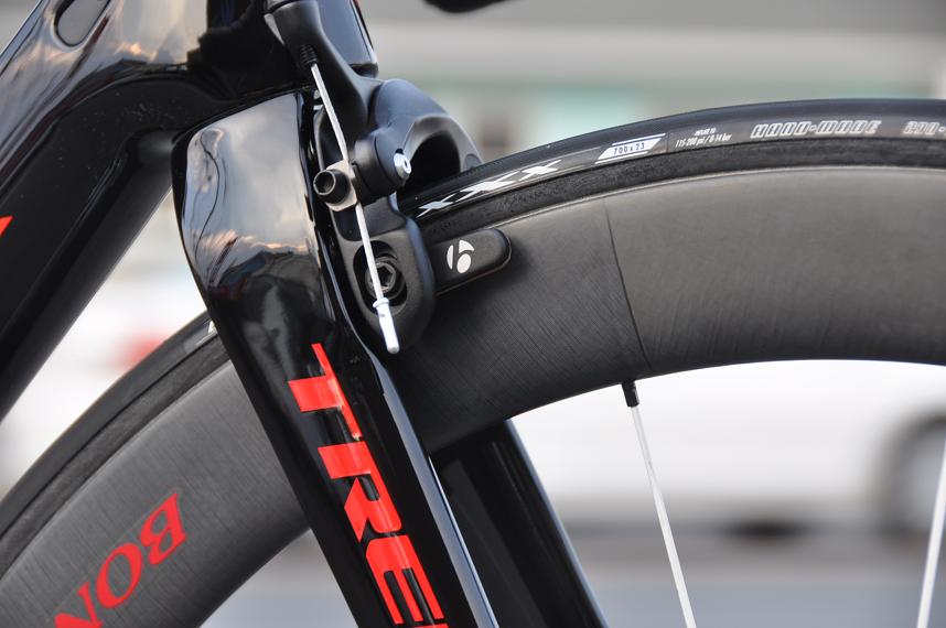 TREK MADON6  プロジェクトOne アルテグラDi2_b0246207_17461588.jpg