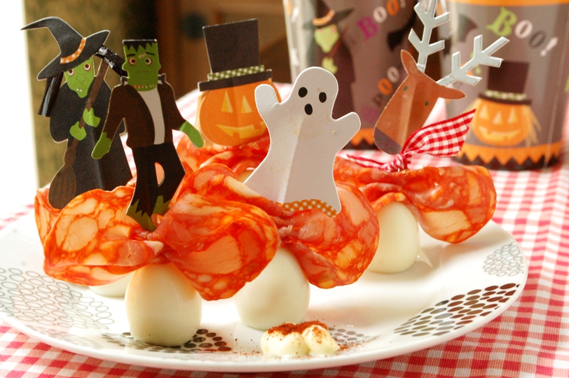 ハロウィンに!チョリソとウズラの卵のオードブル☆_d0104926_1573483.jpg