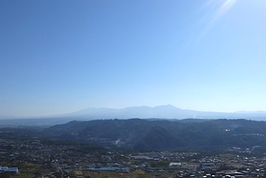 小諸高原美術館と飯綱山。_b0025850_20504497.jpg