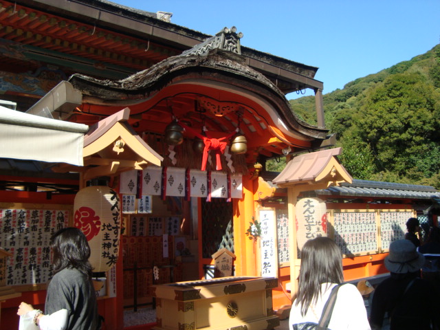 京都・音羽山　清水寺へ行く。_f0232060_0375050.jpg