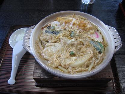 鍋焼うどんの探求(35) 大むら@国府台(千葉県市川市) これはカツ丼ではありません_f0030574_145577.jpg