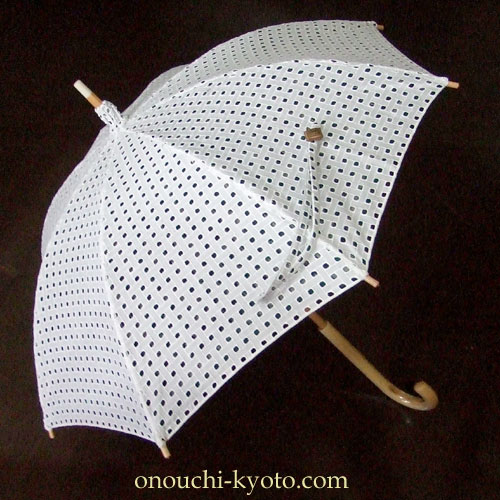 大好きな生地での日傘たち。。。どんな服に合わせましょう????_f0184004_1641595.jpg