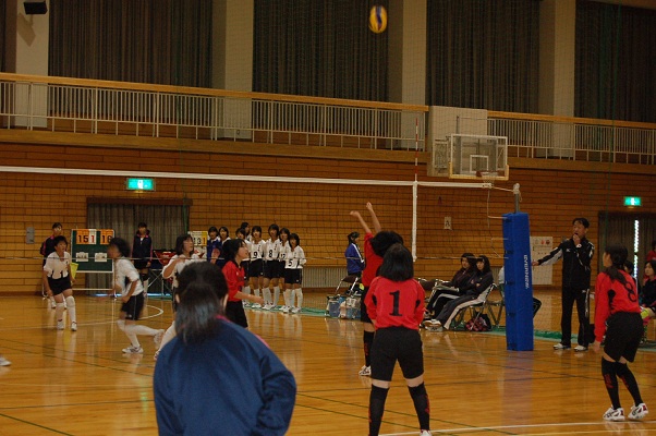 NPOつけちスポーツクラブ主催 第7回バレーボール大会_d0010630_1325744.jpg