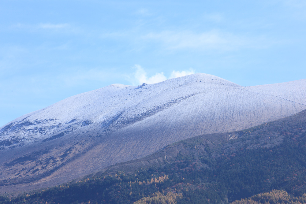 浅間山、初冠雪_a0161063_9523156.jpg