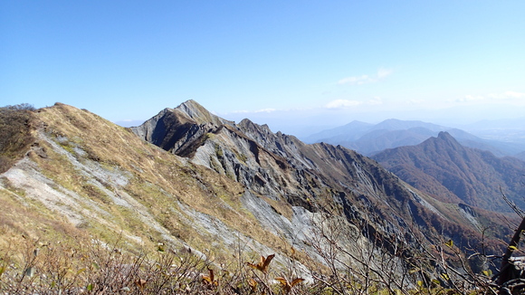 e0024081_21696.jpg