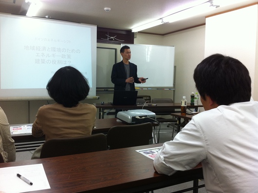 kwh=マネー/村上敦さん | ドイツに学ぶ_d0080906_05466.jpg