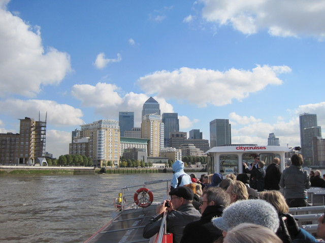 2日目-3　テムズ川を下ってグリニッジまで行く Thames river cruise_f0100593_1003442.jpg