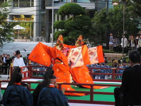 観月祭のこと。_e0122898_20321459.jpg