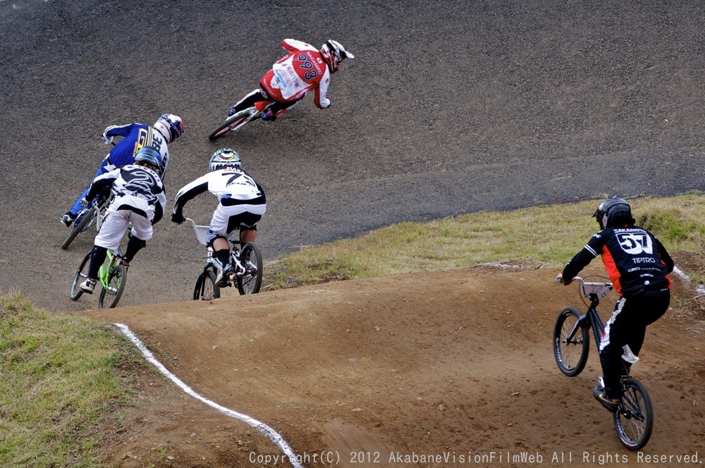 第２９回全日本ＢＭＸ選手権大会（修善寺CSC BMXトラック）VOL1：エリートメン決勝_b0065730_1942218.jpg