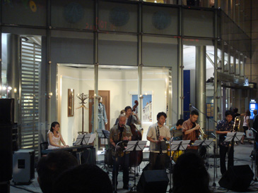 Jazz in Fuchu_b0287739_227261.jpg