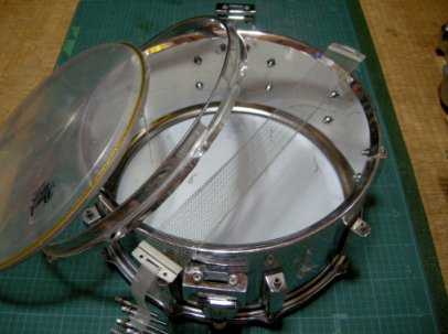 ▼イルコモンズの「脱スネア化計画」_d0017381_4341220.jpg