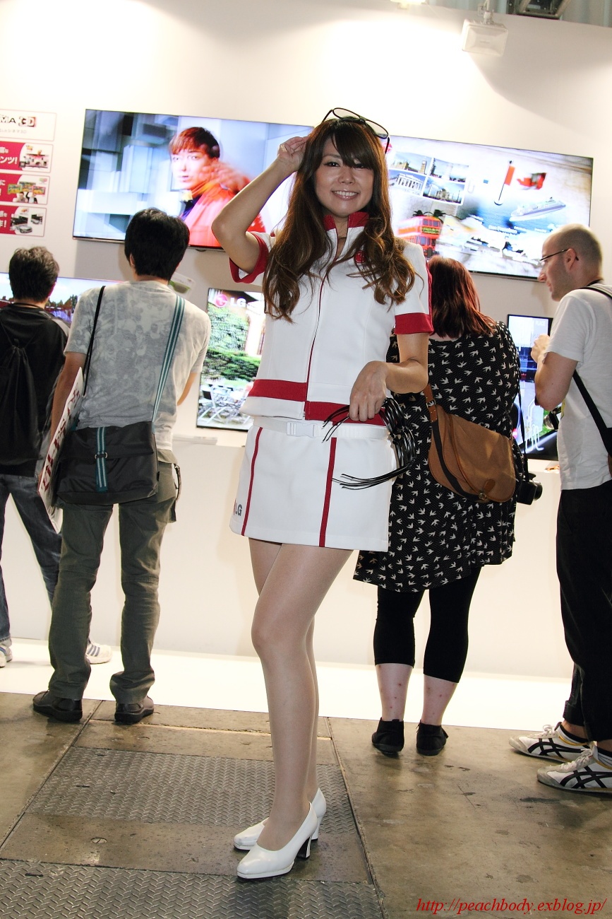 渡辺りな さん Lg Electronics Lgエレクトロニクス ブース Peach Body
