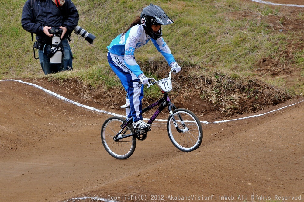 第２９回全日本ＢＭＸ選手権大会（修善寺CSC BMXトラック）VOL3：エリートウイメン決勝_b0065730_0332962.jpg